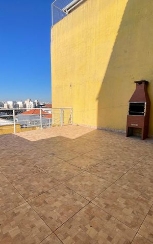 Casa à venda com 277m², 3 quartos e 3 vagas Casa à venda com 277m², 3 quartos e 3 vagasVaranda