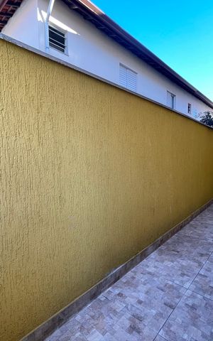Casa à venda com 277m², 3 quartos e 3 vagas Casa à venda com 277m², 3 quartos e 3 vagasCorretor
