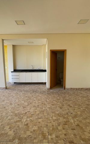 Casa à venda com 277m², 3 quartos e 3 vagas Casa à venda com 277m², 3 quartos e 3 vagasVaranda