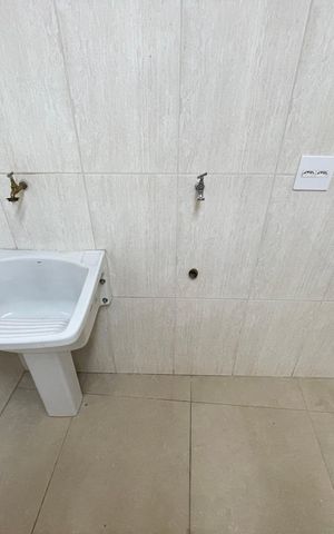 Casa à venda com 277m², 3 quartos e 3 vagas Casa à venda com 277m², 3 quartos e 3 vagasÁrea de Serviço
