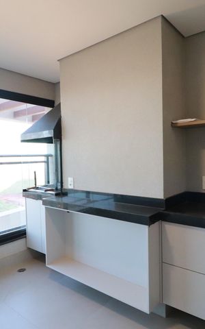 Apartamento para alugar com 124m², 2 quartos e 3 vagasVaranda
