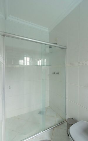 Casa de condomínio para alugar com 415m², 4 quartos e 8 vagas Casa de condomínio para alugar com 415m², 4 quartos e 8 vagasBanheiro - Suíte 1