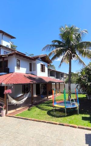 Casa para alugar com 500m², 4 quartos e 4 vagas Casa para alugar com 500m², 4 quartos e 4 vagasFachada