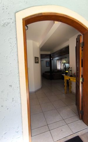Casa para alugar com 500m², 4 quartos e 4 vagas Casa para alugar com 500m², 4 quartos e 4 vagasEntrada