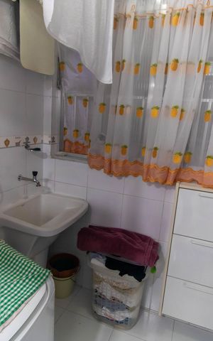 Apartamento à venda com 62m², 2 quartos e 1 vaga Apartamento à venda com 62m², 2 quartos e 1 vagaCozinha e Área de Serviço