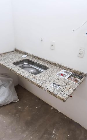Casa à venda com 65m², 1 quarto e 2 vagasSala e Cozinha