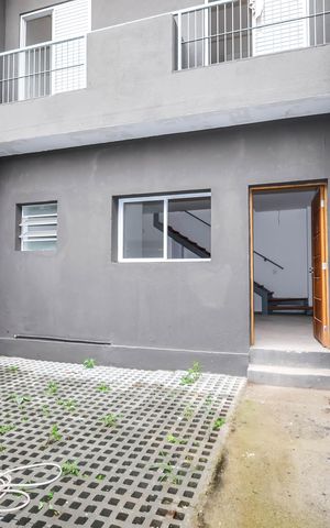 Casa à venda com 65m², 1 quarto e 2 vagasGaragem