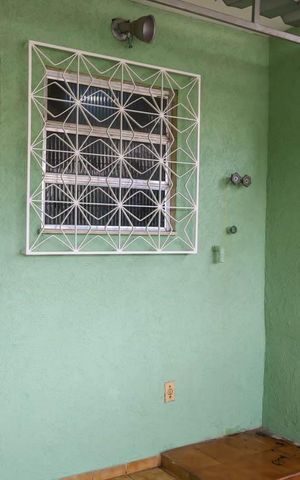 Casa de condomínio à venda com 85m², 5 quartos e 1 vaga Casa de condomínio à venda com 85m², 5 quartos e 1 vagaÁrea externa