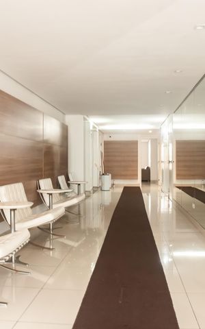 Apartamento à venda com 84m², 2 quartos e 2 vagas Apartamento à venda com 84m², 2 quartos e 2 vagasHall social