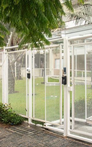 Apartamento à venda com 84m², 2 quartos e 2 vagasFrente