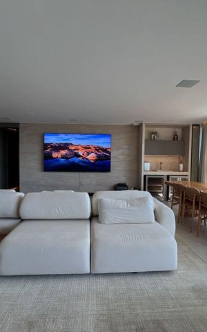 Apartamento à venda com 250m², 4 quartos e 4 vagas Apartamento à venda com 250m², 4 quartos e 4 vagasSala