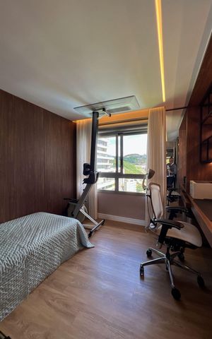 Apartamento à venda com 250m², 4 quartos e 4 vagas Apartamento à venda com 250m², 4 quartos e 4 vagasSuíte 3