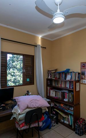 Casa à venda com 216m², 2 quartos e 2 vagas Casa à venda com 216m², 2 quartos e 2 vagasQUARTO Nº 1