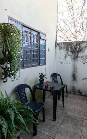 Casa à venda com 216m², 2 quartos e 2 vagas Casa à venda com 216m², 2 quartos e 2 vagasÁREA DE SERVIÇO