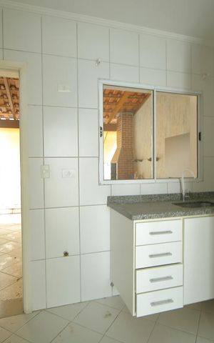 Casa de condomínio à venda com 117m², 3 quartos e 1 vagaCozinha 