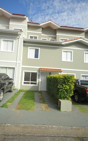 Casa de condomínio à venda com 117m², 3 quartos e 1 vagaFachada/Garagem