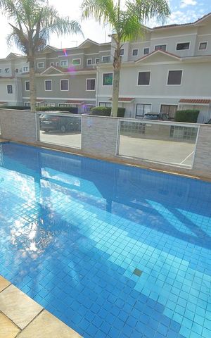 Casa de condomínio à venda com 117m², 3 quartos e 1 vagaÁrea comum - Piscina