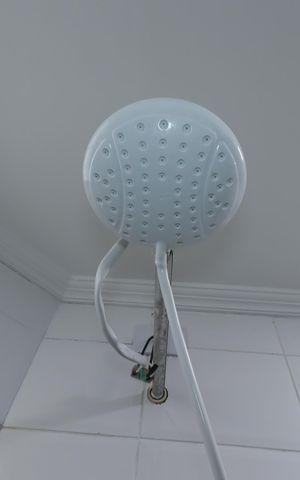 Apartamento para alugar com 85m², 3 quartos e 2 vagasBanheiro da Suíte - Chuveiro