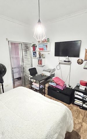 Casa à venda com 216m², 4 quartos e 2 vagasQuarto Suíte