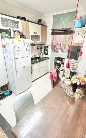 Casa à venda com 216m², 4 quartos e 2 vagasCozinha