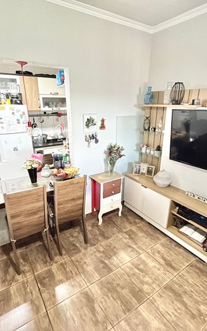 Casa à venda com 216m², 4 quartos e 2 vagasSala