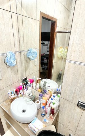 Casa à venda com 216m², 4 quartos e 2 vagasBanheiro da Suíte