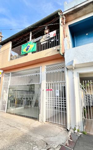 Casa à venda com 216m², 4 quartos e 2 vagasFachada