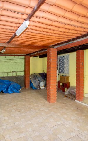 Casa à venda com 88m², 2 quartos e 2 vagas Casa à venda com 88m², 2 quartos e 2 vagasÁrea comum