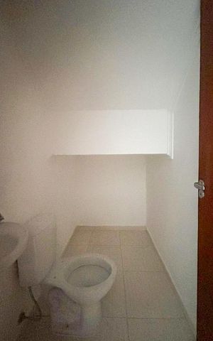 Casa de condomínio à venda com 96m², 3 quartos e 2 vagas Casa de condomínio à venda com 96m², 3 quartos e 2 vagasLavabo