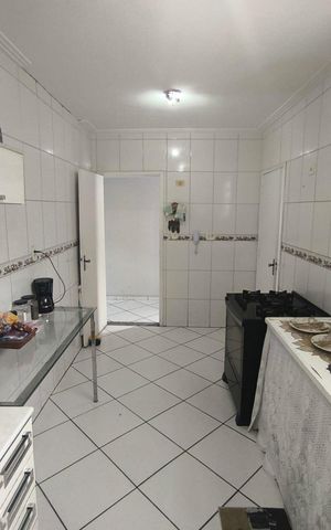 Casa à venda com 130m², 2 quartos e 1 vaga Casa à venda com 130m², 2 quartos e 1 vagaCozinha