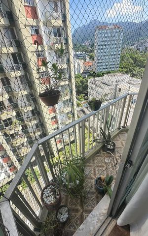 Apartamento à venda com 89m², 2 quartos e 1 vaga Apartamento à venda com 89m², 2 quartos e 1 vagaVaranda