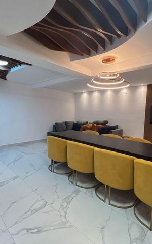 Apartamento à venda com 125m², 2 quartos e 2 vagas