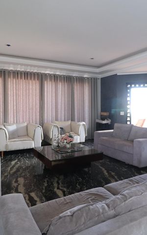 Casa para alugar com 367m², 3 quartos e 8 vagasSala