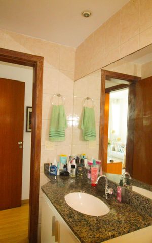 Apartamento à venda com 98m², 3 quartos e 2 vagas Apartamento à venda com 98m², 3 quartos e 2 vagasBanheiro Social