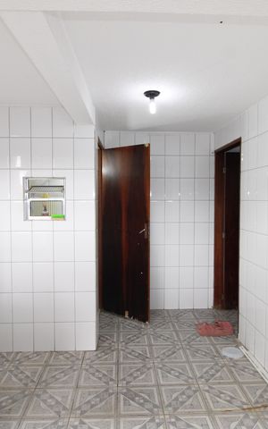 Casa à venda com 160m², 4 quartos e 1 vagaÁrea de Serviço 2
