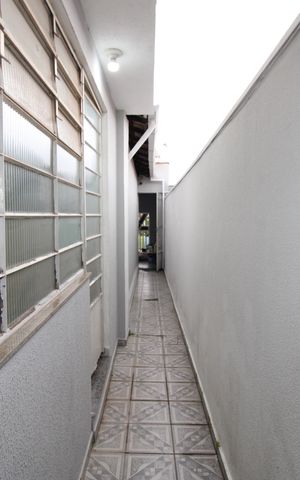 Casa à venda com 160m², 4 quartos e 1 vagaÁrea de Serviço 2