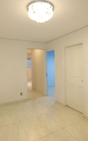 Casa à venda com 160m², 4 quartos e 1 vagaSala