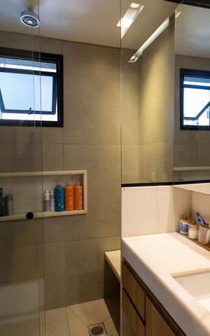 Apartamento à venda com 87m², 3 quartos e 2 vagas Apartamento à venda com 87m², 3 quartos e 2 vagasBanheiro da Suíte 1