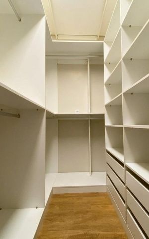 Casa para alugar com 180m², 3 quartos e 1 vaga Casa para alugar com 180m², 3 quartos e 1 vagaCloset