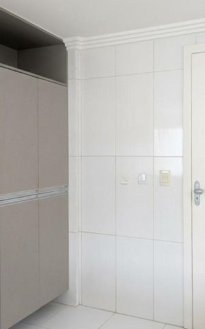 Casa de condomínio para alugar com 219m², 3 quartos e 4 vagas Casa de condomínio para alugar com 219m², 3 quartos e 4 vagasCozinha