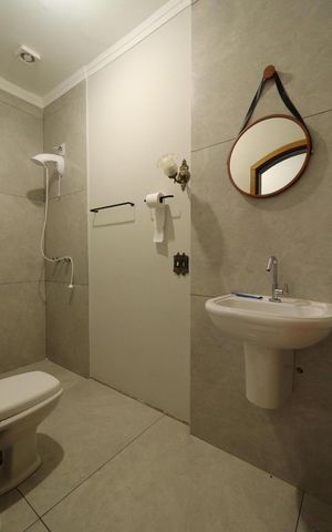 Casa para alugar com 130m², 3 quartos e 3 vagas Casa para alugar com 130m², 3 quartos e 3 vagasBanheiro