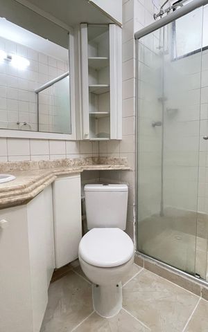 Apartamento para alugar com 55m², 2 quartos e 1 vaga Apartamento para alugar com 55m², 2 quartos e 1 vagaBanheiro