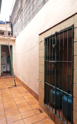 Casa à venda com 320m², 1 quarto e 1 vagaQuintal
