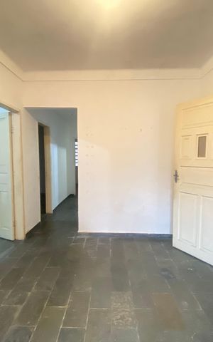 Casa à venda com 90m², 3 quartos e 1 vaga Casa à venda com 90m², 3 quartos e 1 vagaSala