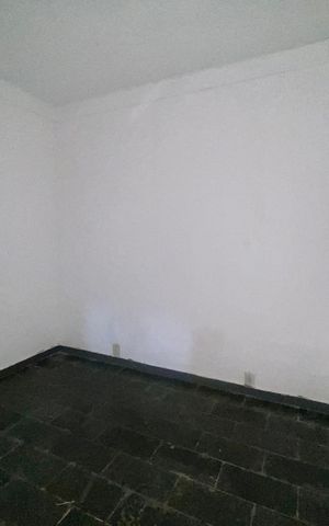 Casa à venda com 90m², 3 quartos e 1 vaga