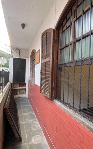 Casa à venda com 90m², 3 quartos e 1 vaga Casa à venda com 90m², 3 quartos e 1 vagaVaranda da Sala