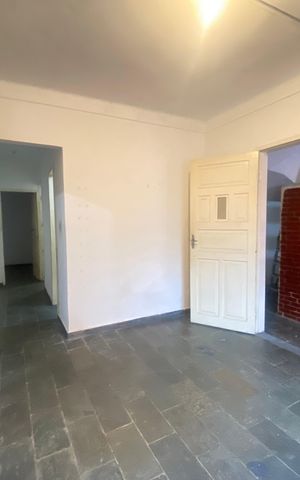 Casa à venda com 90m², 3 quartos e 1 vaga Casa à venda com 90m², 3 quartos e 1 vagaSala