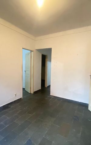 Casa à venda com 90m², 3 quartos e 1 vaga Casa à venda com 90m², 3 quartos e 1 vagaSala