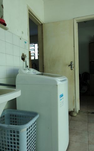 Casa de condomínio à venda com 213m², 3 quartos e 1 vagaÁrea de Serviço