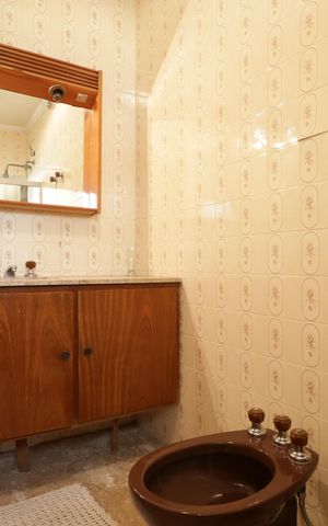 Casa para alugar com 361m², 4 quartos e 4 vagasBanheiro da Suíte 1